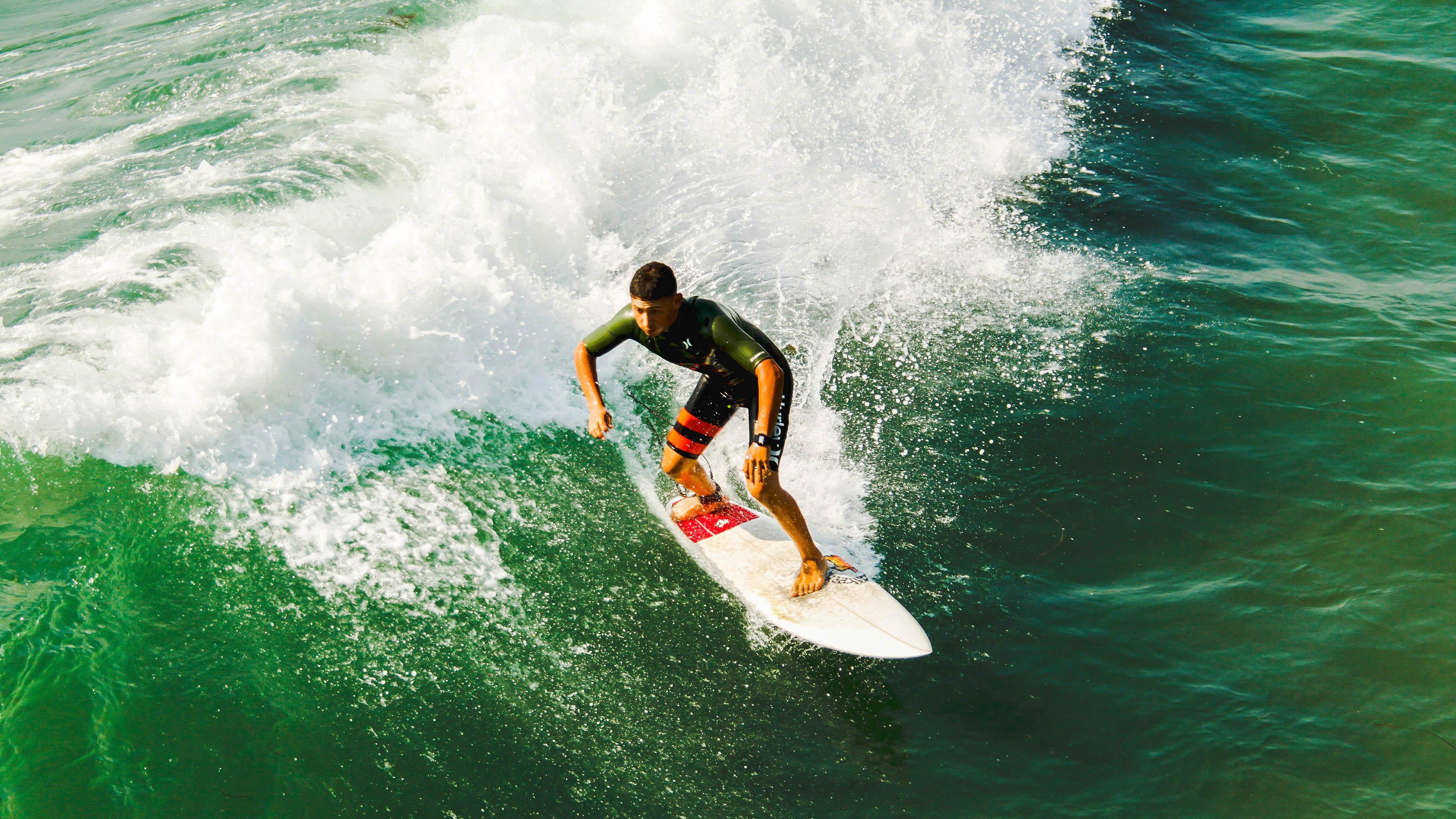手感火热！怀特全场25分2篮板4助攻击败强敌